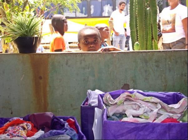 Quase 1.500 peças de roupas foram doados.(Imagem:Gustavo Almeida/G1)