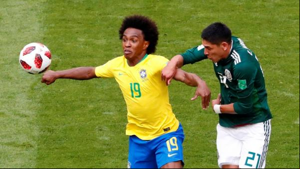 Willian disputou a últiima Copa do Mundo.(Imagem:REUTERS/David Gray)
