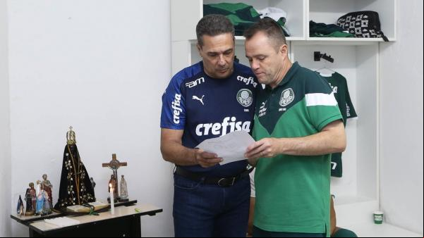 Palmeiras e elenco(Imagem:Reprodução)