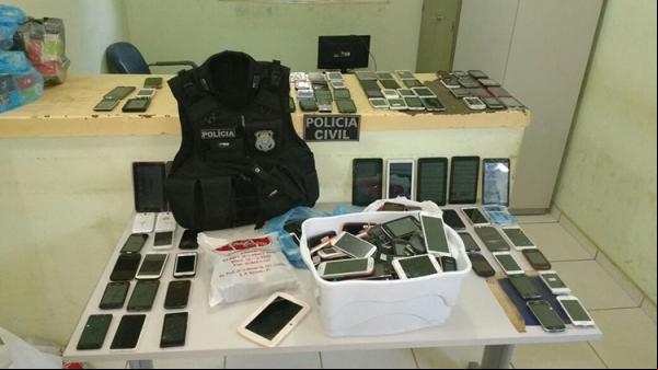 Empresários são presos por receptação de mais de mil aparelhos.(Imagem:Divulgação)