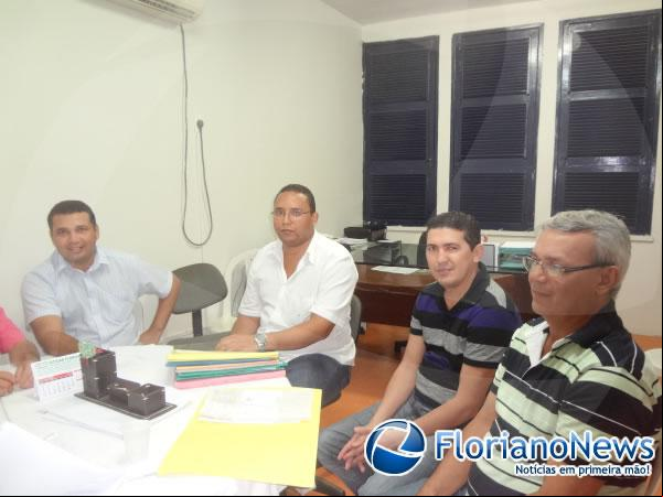 Comissão Organizadora do Carnaval realizou reunião de trabalho.(Imagem:FlorianoNews)