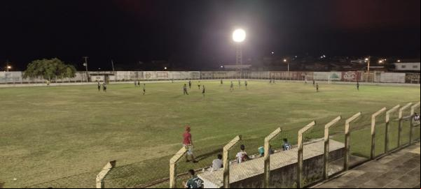 Cori-sabbá encerra amistoso no Estádio Tiberão(Imagem:FlorianoNews)