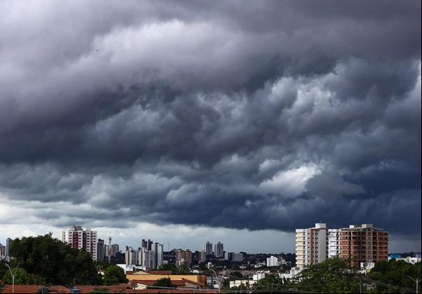 Período chuvoso se estenderá até abril no Piauí, diz meteorologista.(Imagem:Renato Andrade/florianonews.piauiconectado.com)