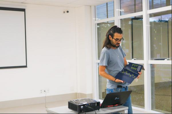Oficina sobre criação literária recebe João Varella no Sesc Cajuína(Imagem:Divulgação)