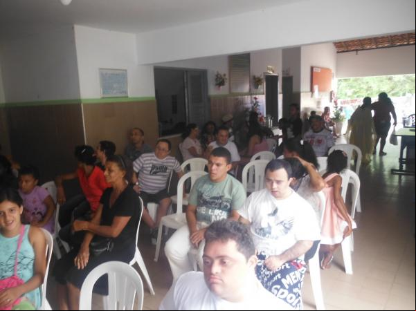 Papai Noel participou de confraternização de Natal na APAE de Floriano.(Imagem:FlorianoNews)