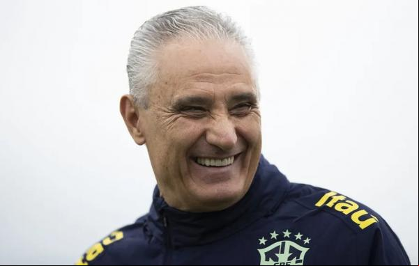 Tite e comissão técnica já item acerto imediato com o Flamengo, que mantém a calma por contratação.(Imagem:Lucas Figueiredo/CBF)