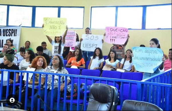 Câmara Municipal discute, em audiência pública, a autonomia da Uespi(Imagem:CMF)