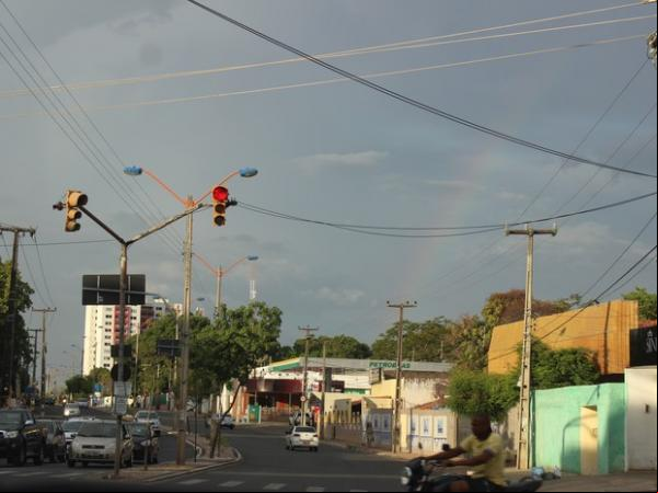 Meteorologia não descarta possibilidade de novas chuvas de granizo.(Imagem:Catarina Costa/G1 PI)