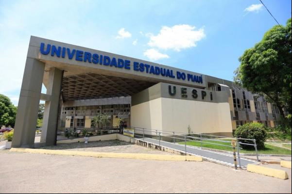 Mais de 6 mil candidatos realizaram provas do concurso da Uespi.(Imagem:Arquivo/florianonews.piauiconectado.com)