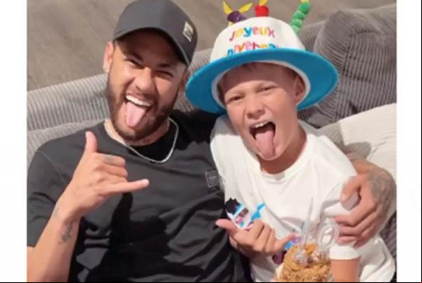 Neymar faz festinha para celebrar aniversário do filho(Imagem:Reprodução)