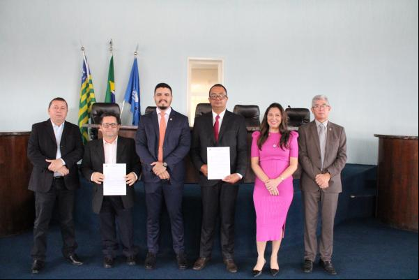 Creci-PI realiza cerimônia de posse de delegado e subdelegado da região de Floriano(Imagem:Divulgação)