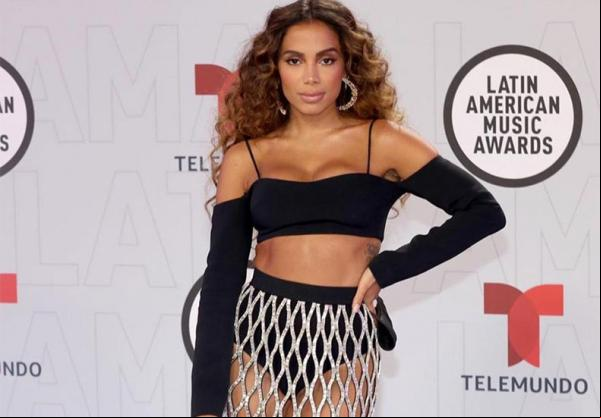 Anitta vence prêmio de