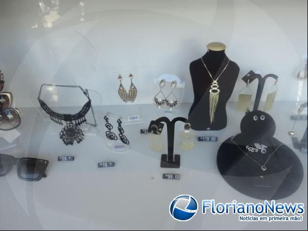 Casal de empresários reinaugura a loja Planeta Biju em Floriano.(Imagem:FlorianoNews)