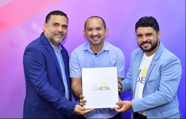 Vereadores prestigiam inauguração da TV Conecta e destacam fortalecimento da comunicação local.(Imagem:Reprodução/Instagram)