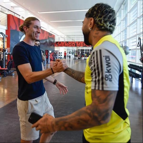 Filipe Luis e Gabigol no Flamengo (Imagem:Marcelo Cortes /CRF)