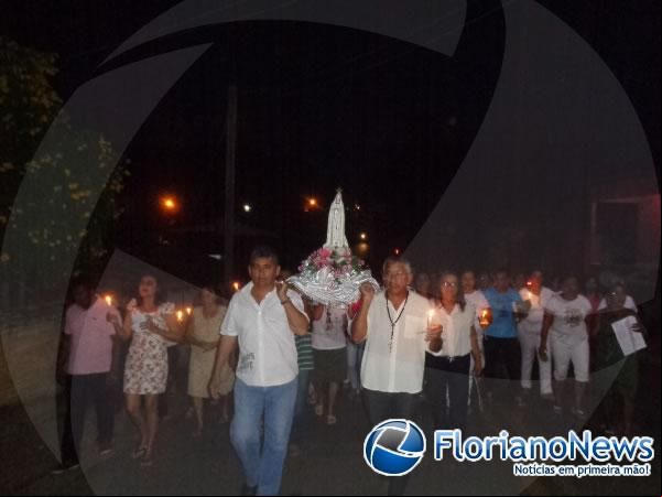 Devotos participam da procissão de Nossa Senhora de Fátima em Floriano.(Imagem:FlorianoNews)