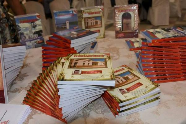 Lançamento de livro da Coleção Florianenses marca noite de aniversário de Floriano.(Imagem:SECOM)