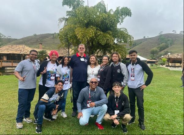 As equipes participantes contam com o apoio e incentivo da Coordenação de Olimpíadas da Seduc, que tem auxiliado os jovens na preparação para a competição.(Imagem:Divulgação)