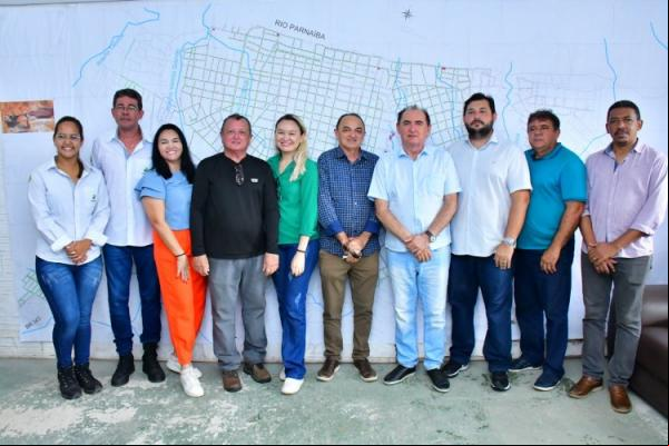 Esgotamento Sanitário de Floriano: Empresa Jurema faz a entrega de etapa da obra para a Agespisa.(Imagem:Secom)