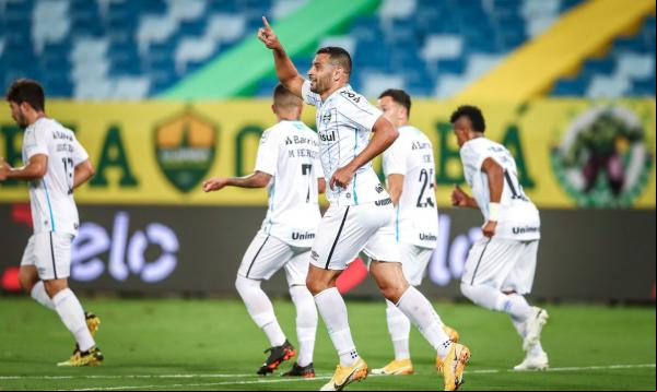 Grêmio faz 2 a 1 no Cuiabá e abre vantagem na Copa do Brasil.(Imagem:Lucas Uebel/Grêmio FBPA)