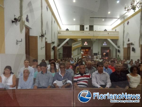 Missa em Ação de Graças pelo aniversário e recuperação de Pedro Borges reúne familiares e amigos.(Imagem:FlorianoNews)