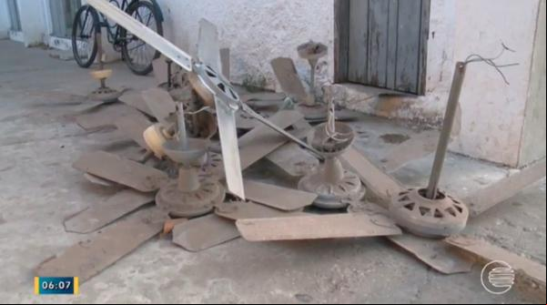 Após acidente, ventiladores foram retirados.(Imagem: Reprodução/Tv Clube)