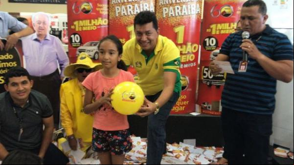 Armazém Paraíba realiza penúltimo sorteio da campanha de aniversário em Floriano.(Imagem:FlorianoNews)