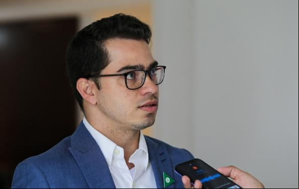Gabriel Silva, recém nomeado para a direção do Hospital Regional Tibério Nunes, em Floriano.(Imagem:Renato Andrade/florianonews.piauiconectado.com)