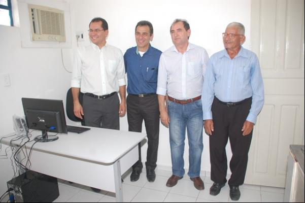 Prefeito Gilberto Júnior reinaugura o Posto de Saúde do Bairro Catumbi.(Imagem:Waldemir Miranda)