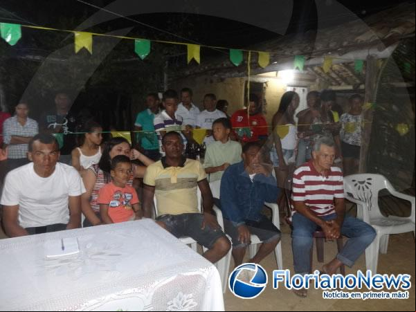 Festival de quadrilhas é realizado pelo Repórter Amarelinho na localidade Morrinhos.(Imagem:FlorianoNews)
