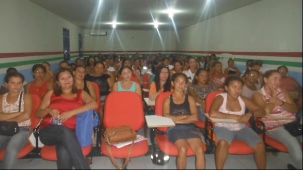 Merendeiras de Barão de Grajaú participaram de treinamento sobre de manipulação de alimentos.(Imagem:FloriaoNews)