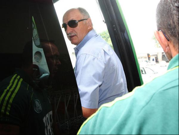 Luiz Felipe Scolari se irrita com a imprensa.(Imagem:André Lessa/Agência Estado)