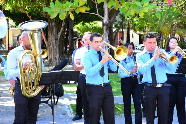Vereadores de Floriano iniciam julho participando de atividades do aniversário da cidade(Imagem:CMF)