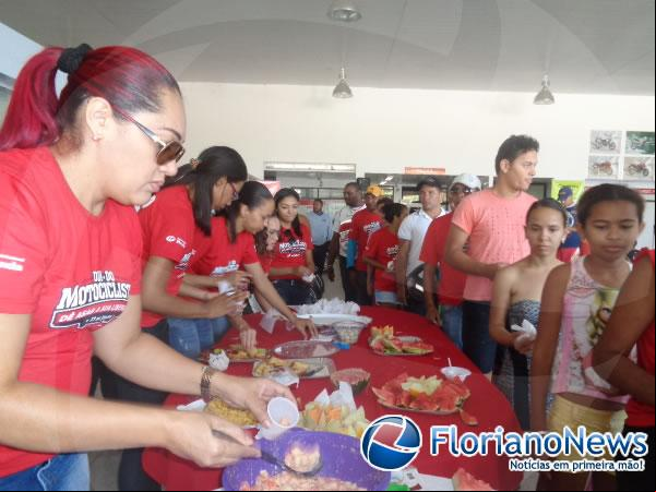 Cajueiro Motos comemora Dia do Motociclista com moto eio em Floriano. (Imagem:FlorianoNews)