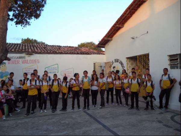 Professora Rosário ganha tablet em sorteio da Escola Mega de Floriano.(Imagem:FlorianoNews)