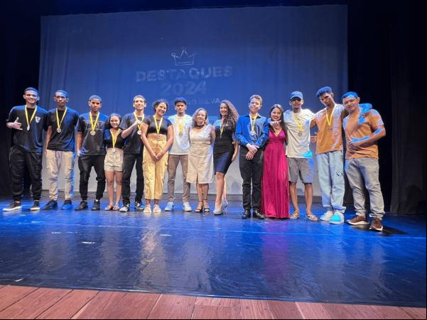 Escola de Teresina encerra ano letivo com premiação dos estudantes que se destacaram em diversas áreas(Imagem:Divulgação)