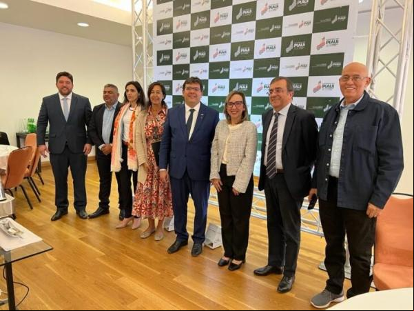 de memorando de entendimento com empresários.(Imagem:Divulgação)
