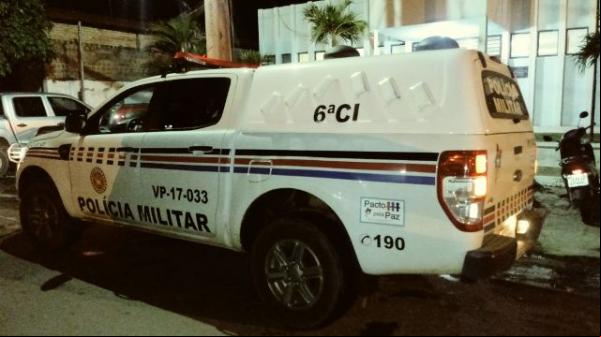 Homem é dominado por populares durante tentativa de assalto em Barão de Grajaú.(Imagem:FlorianoNews)