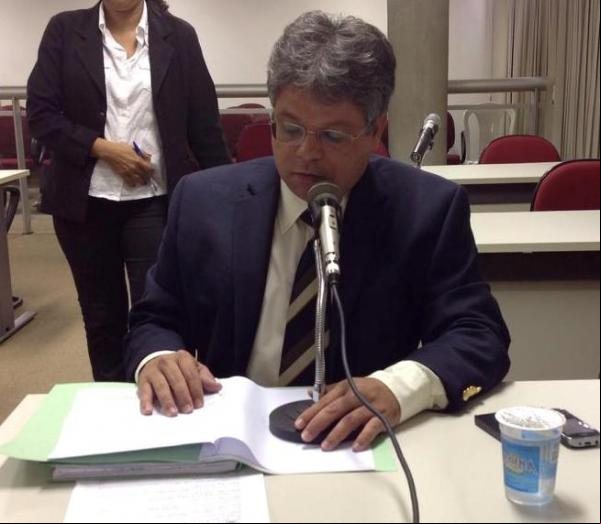 Gustavo Neiva relata nove projetos e mensagens na CCJ.(Imagem:Assessoria)