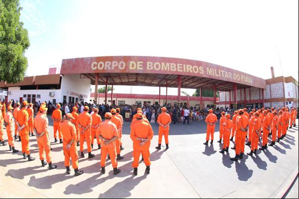 Concurso do Corpo de Bombeiros do Piauí deve ter 100 vagas; edital sai em junho.(Imagem:Arquivo/florianonews.piauiconectado.com)