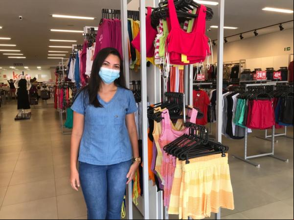 Poliana Vieira, gerente da loja KDM, em Floriano.(Imagem:FlorianoNews)
