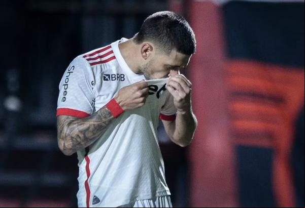Comemoração de Arrascaeta após gol sobre o Vitória - Vitória x Flamengo.(Imagem:Jhony Pinho/AGIF)