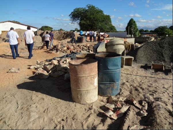 Prefeito visita obras de Unidade Básica de Saúde em Floriano. (Imagem:FlorianoNews)