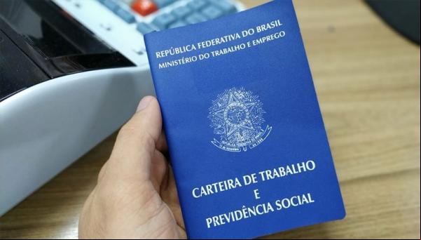 Carteira de Trabalho(Imagem:Arquivo/florianonews.piauiconectado.com)