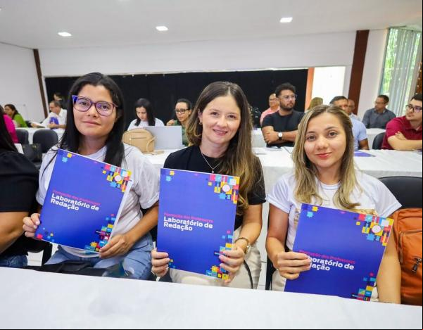 Estudantes da rede estadual participam de seleção para 1.260 vagas do projeto Laboratório de Redação(Imagem:Divulgação)