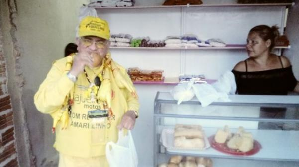 Repórter Amarelinho participa de inauguração de panificadora em Floriano.(Imagem:FlorianoNews)