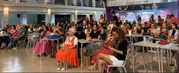 Sarau Recreativo aos 60 & 70 encanta o público música e muita energia(Imagem:Divulgação)