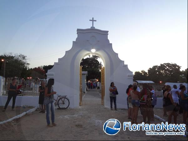 Cemitério São Pedro de Alcântara(Imagem:FlorianoNews)