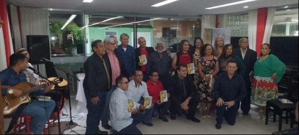 Realizado em Floriano, o lançamento da Coletânea Piauí em Letras V(Imagem:Reprodução)