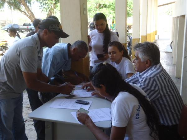 Prefeitura de Floriano faz entrega de sementes para produtores rurais.(Imagem:FlorianoNews)